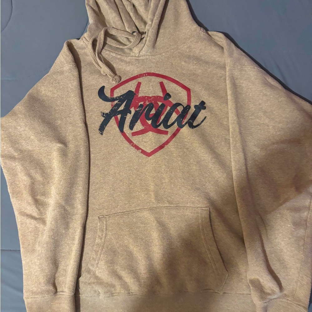 Woman's Ariat hoodie